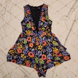 Passion Fusion‎ Floral Romper XS Plunge V-Neck Black Mesh Panel Sleeveless